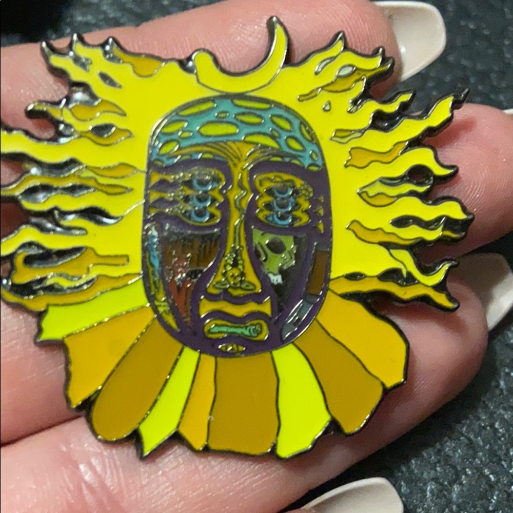 Lot of pins. Can sell individually.